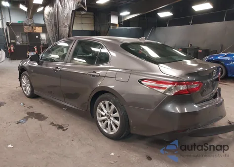 2020 Toyota Camry Le из США, поврежденный, VIN 4T1C11AK9LU891236